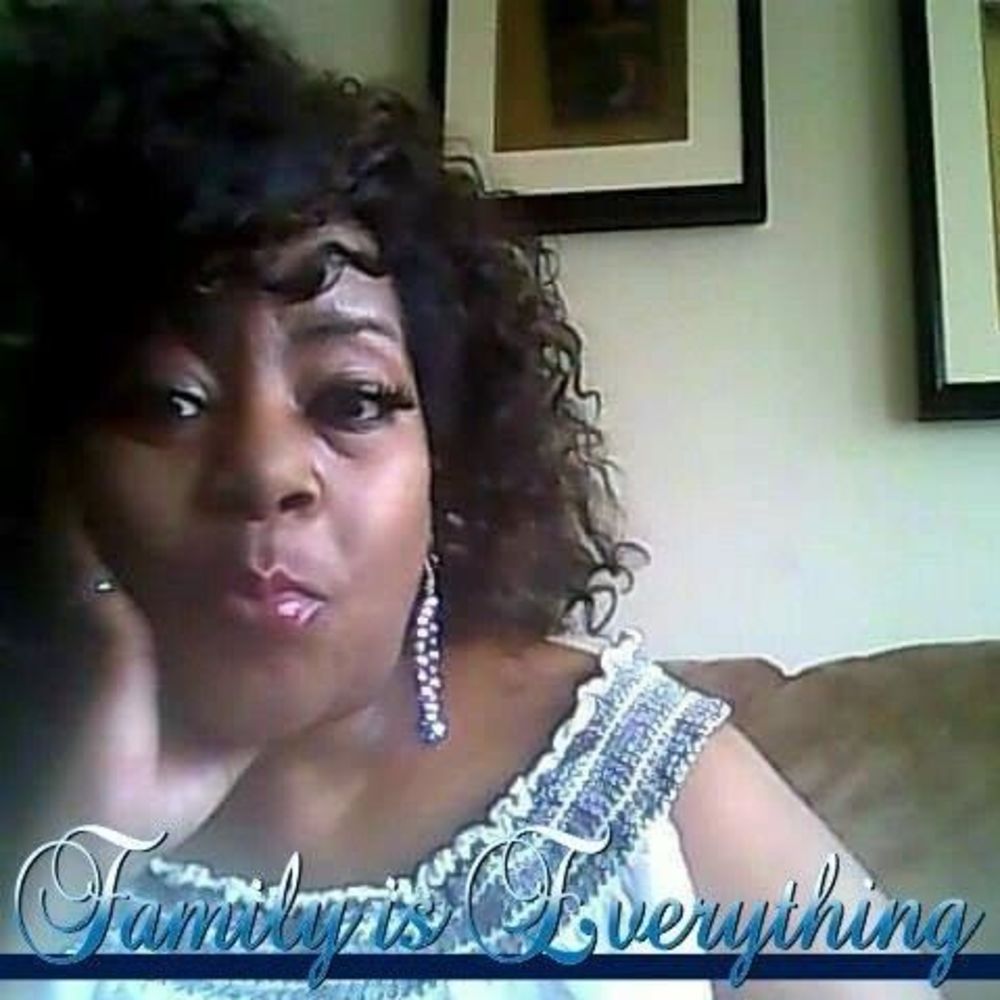 Meet your Posher, Ava